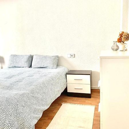 Apartamento A 200 Metros Paseo Zorrilla Valladolid Luaran gambar